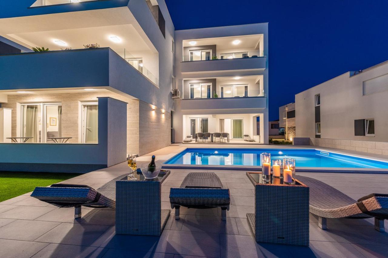 Apartments & Rooms Pool Villas Maris 노바야 외부 사진