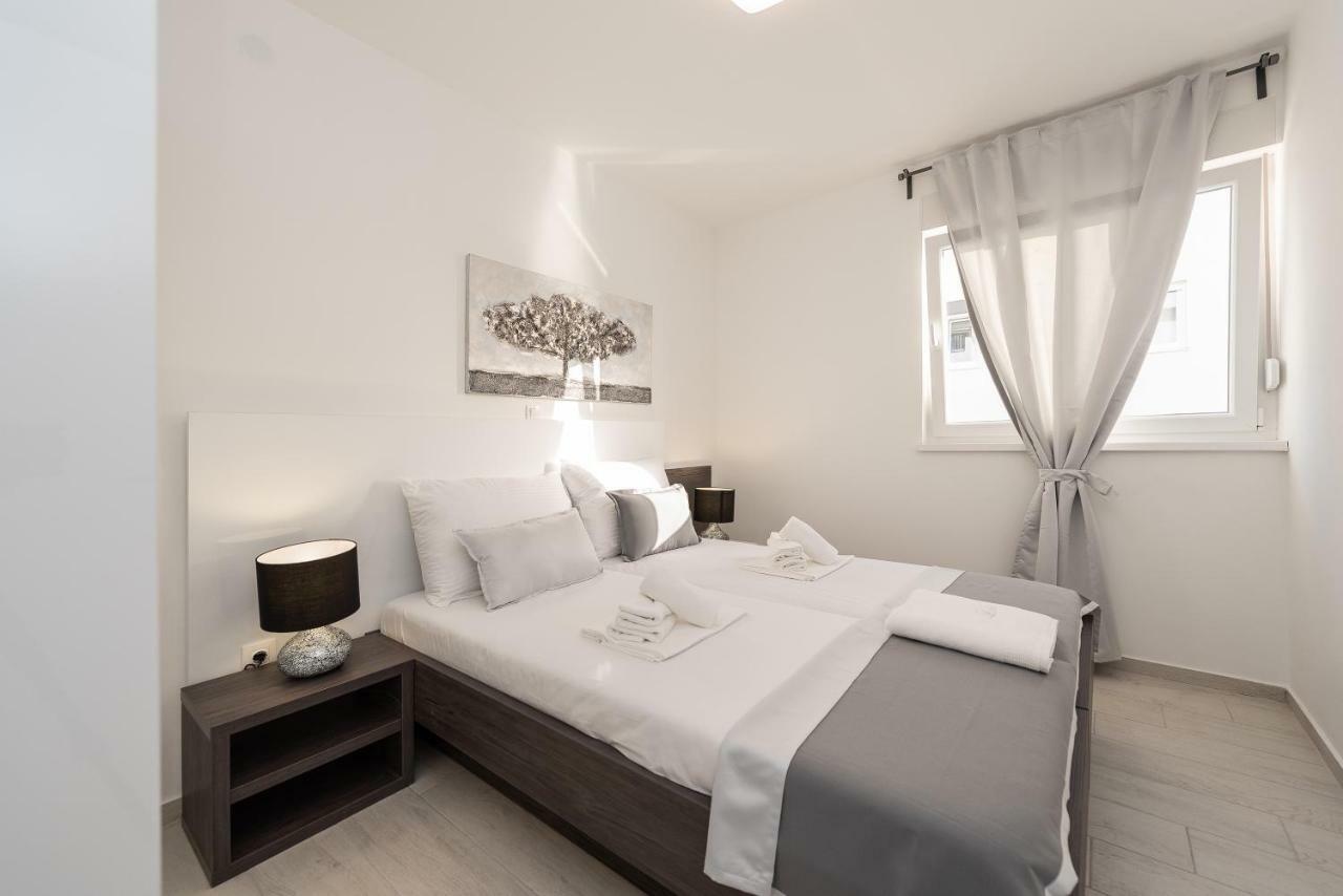 Apartments & Rooms Pool Villas Maris 노바야 외부 사진