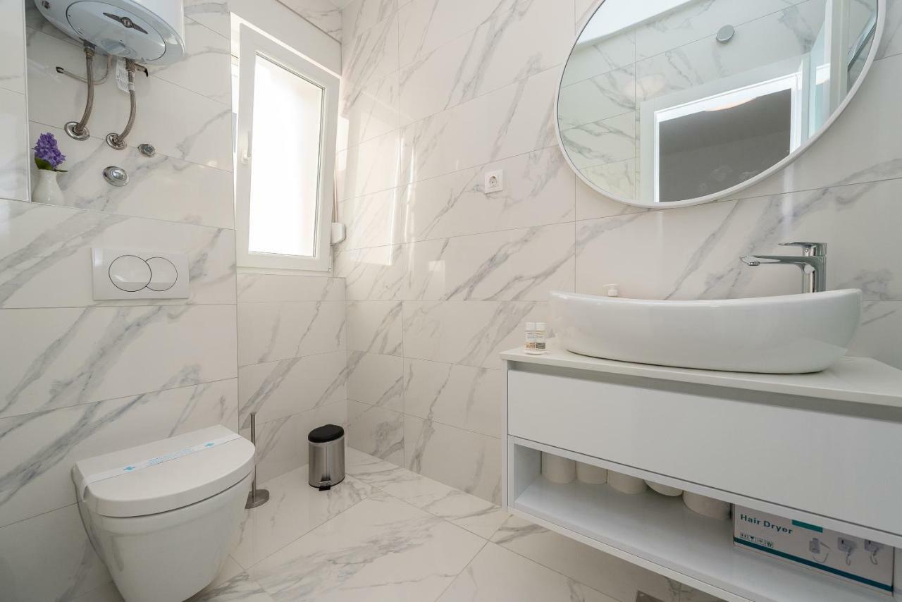 Apartments & Rooms Pool Villas Maris 노바야 외부 사진
